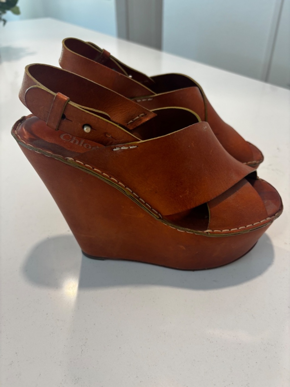 Chloe brown/tan leather platform wedges - Picture 3 of 4